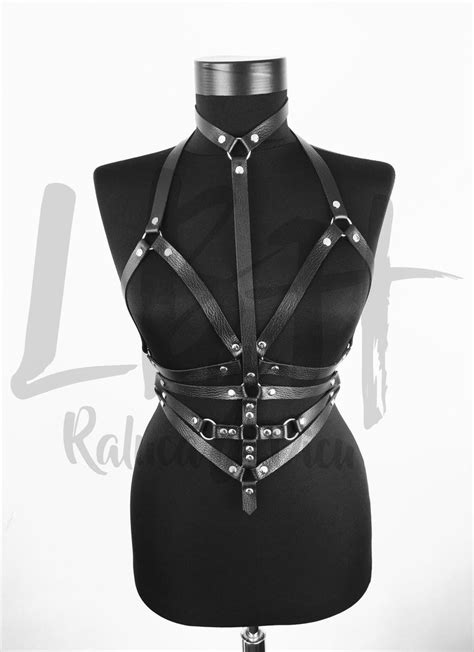 female breast harness|Buy Full Body Leather Harness for Women Online .